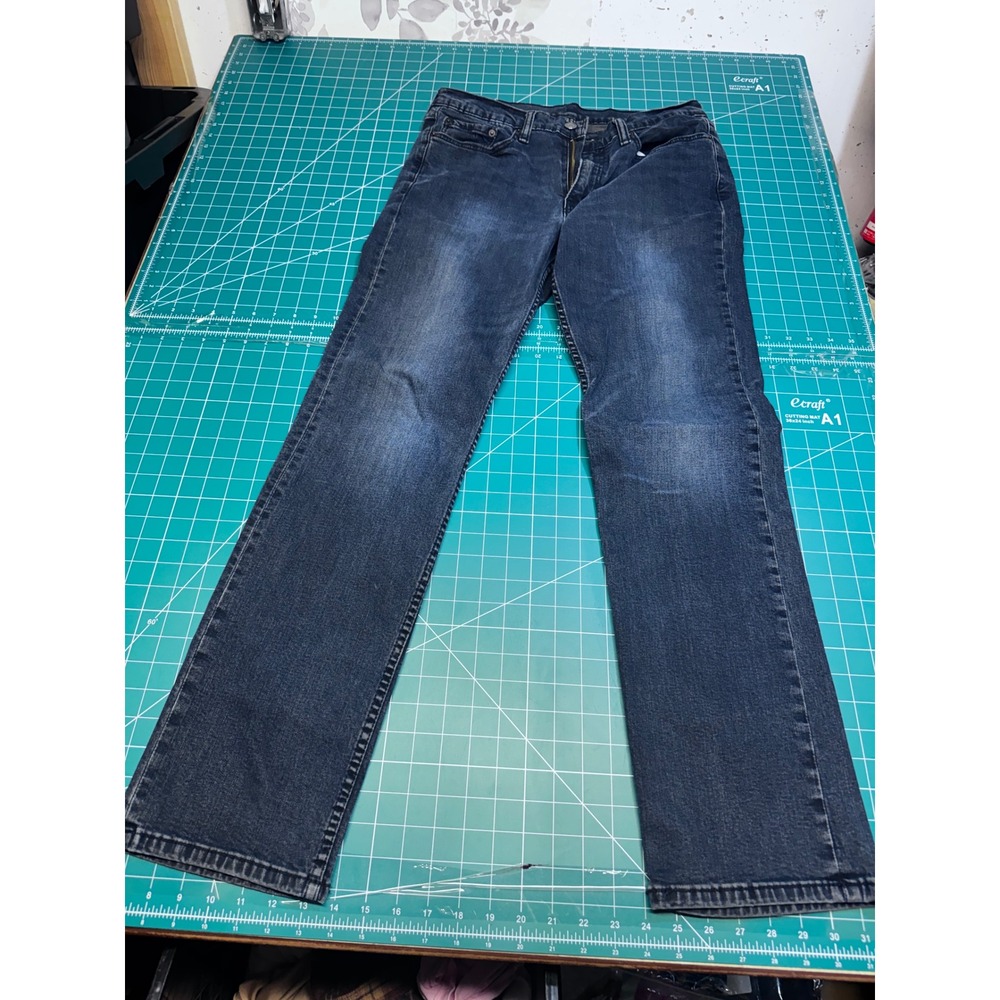 Levis 514 Straight Fit Jeans Mens 32x32 Dark Wash Blue Denim Pants 3107